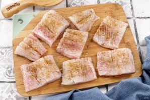 Белая рыба в духовке - фото шаг 4