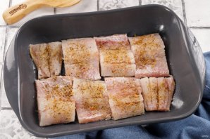 Белая рыба в духовке - фото шаг 7