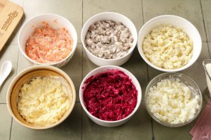 Селедочная шуба (с желатином) - фото шаг 6