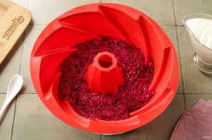 Селедочная шуба (с желатином) - фото шаг 7