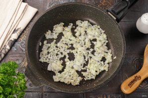 Фрикасе из курицы со сметаной - фото шаг 3