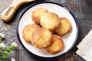 Замороженные сырники в аэрогриле - фото шаг 7