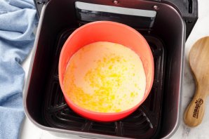 Пышный омлет в аэрогриле - фото шаг 7