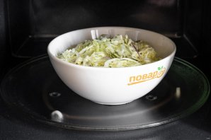 Капуста в микроволновке - фото шаг 8